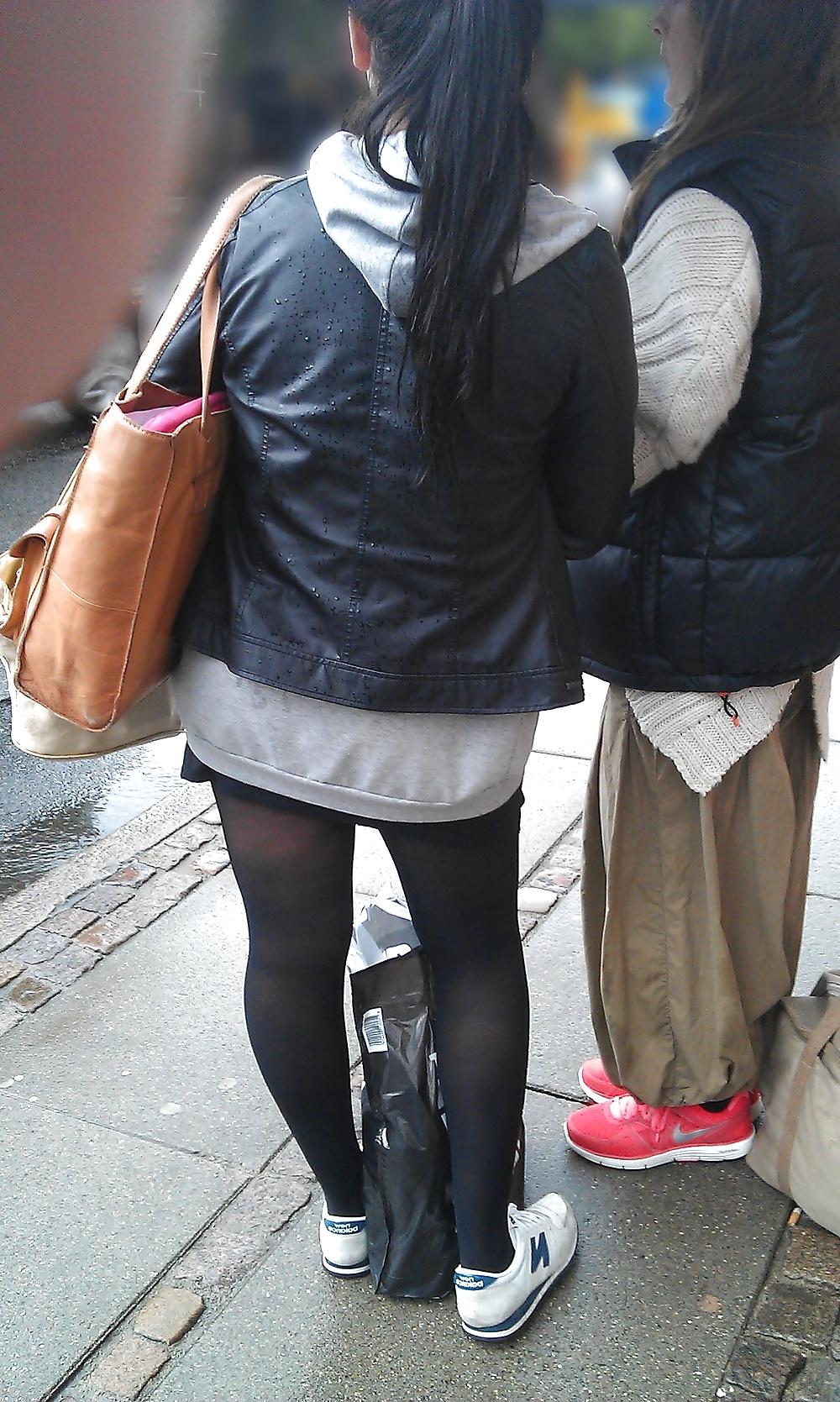 25P Nylons or pantyhose mix.