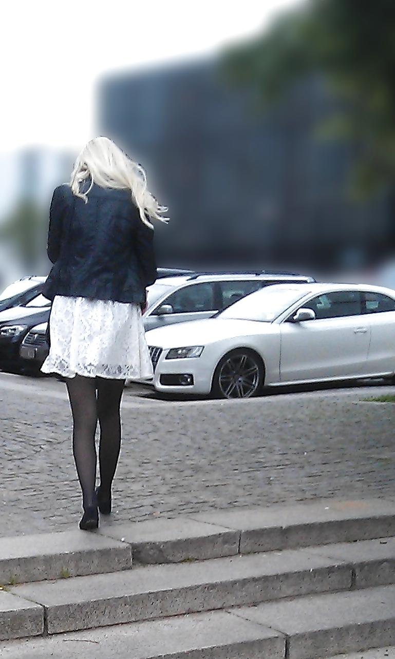 25P Nylons or pantyhose mix.