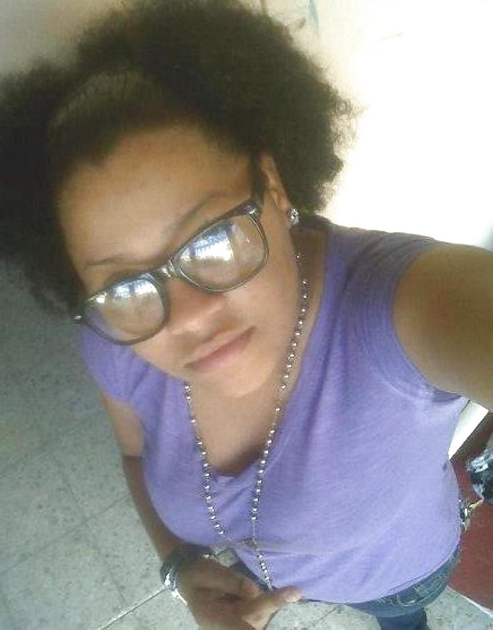 25P A dominican girl called Lisbeth Del R.