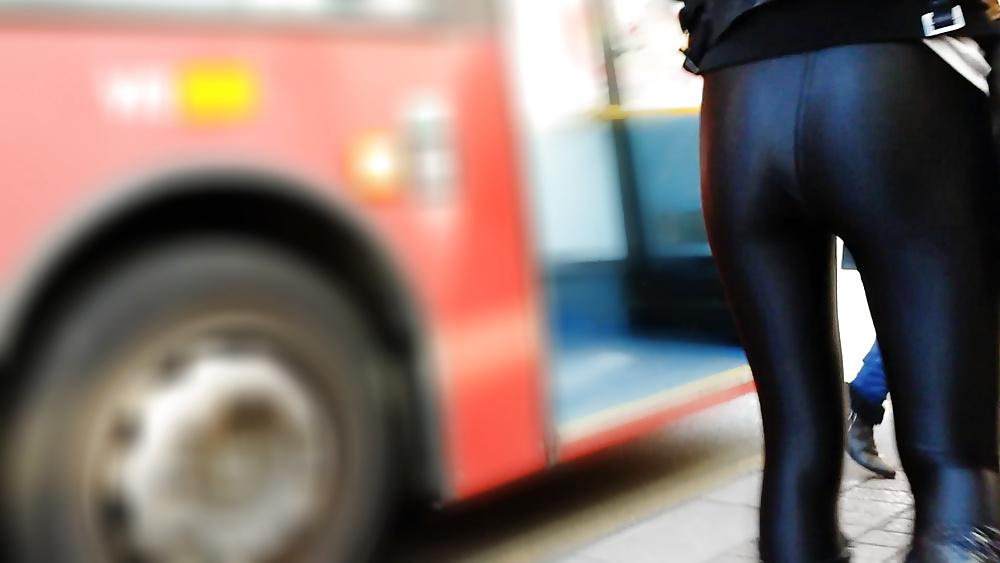 10P Teen Ass In Spandex Leggings