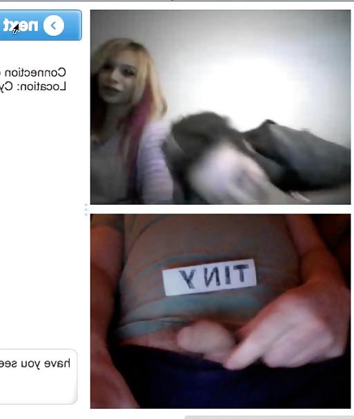 25P Webcam screen caps small cock laughed at by hot young girls