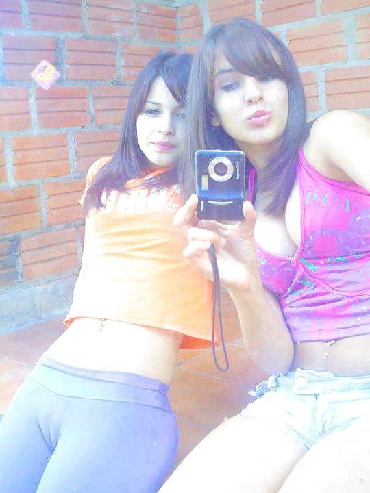 11P Latina Camel toe and fat pussys