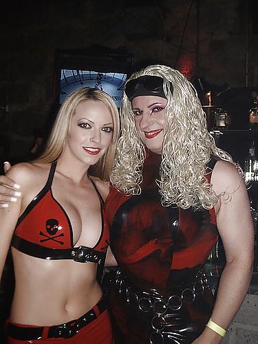 9P DOMINATRIX