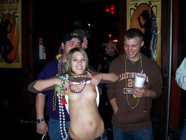 19P Show your tits 6.