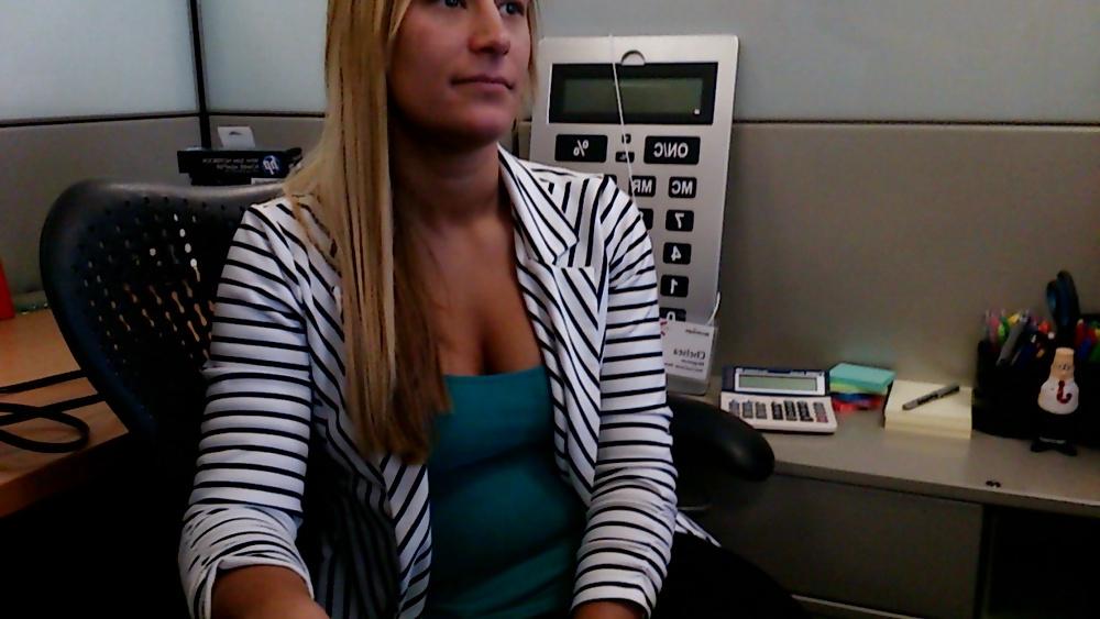 25P Office voyeur