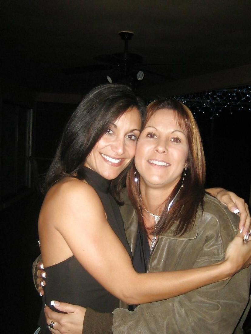 25P MILF - Swinging couple