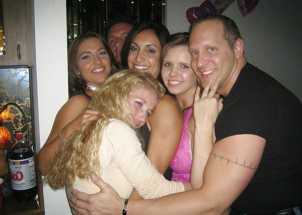 25P MILF - Swinging couple