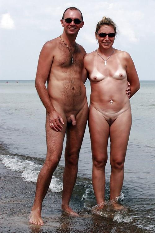 20P Beach couple 5.