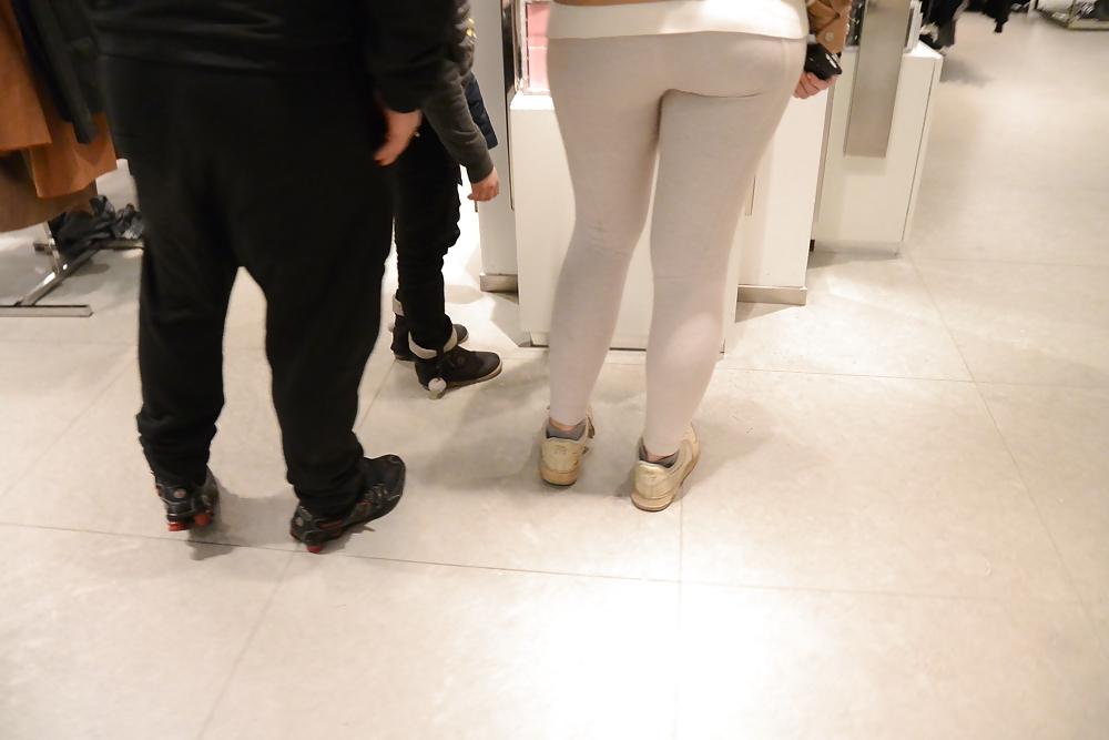 25P Ehrliche Straßenärsche