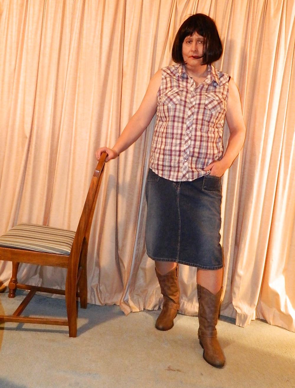 11P Country gurl