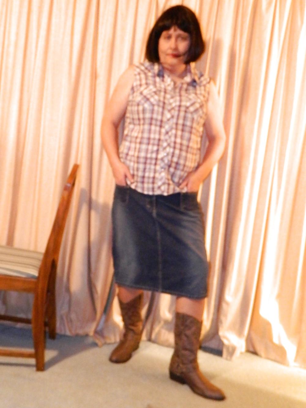 11P Country gurl