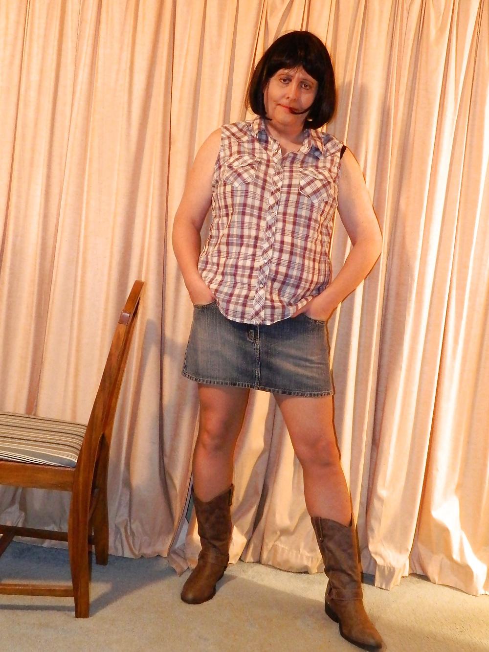 11P Country gurl