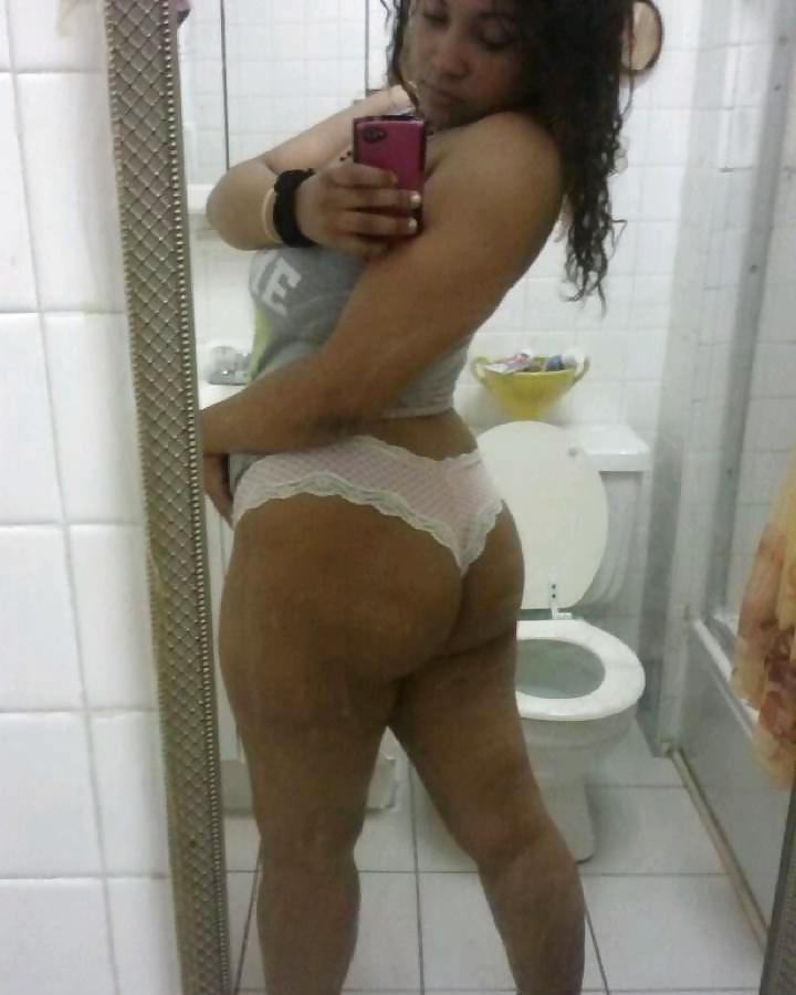 8P The PERFECT Latina ASS