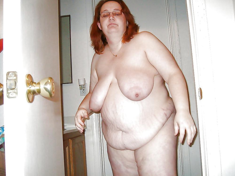25P Belly hanging over pussy 2