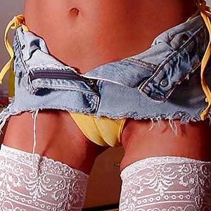 25P Fotze frisst Hose - cameltoe