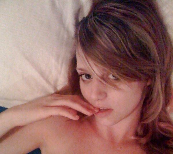 13P Add me too at justsexyhookup