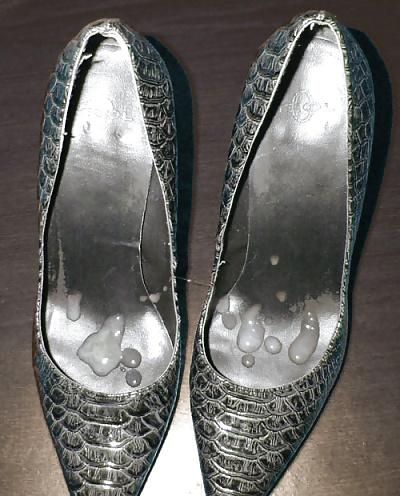 25P Cum in or on Heels