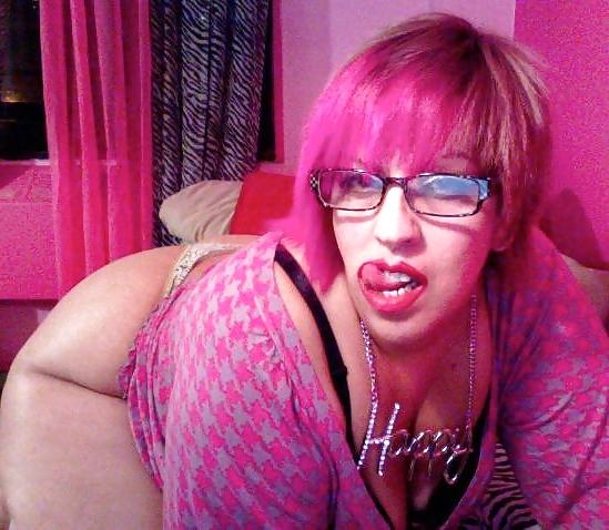 25P Naughty latina cougar