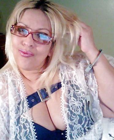 25P Naughty latina cougar