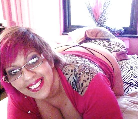25P Naughty latina cougar
