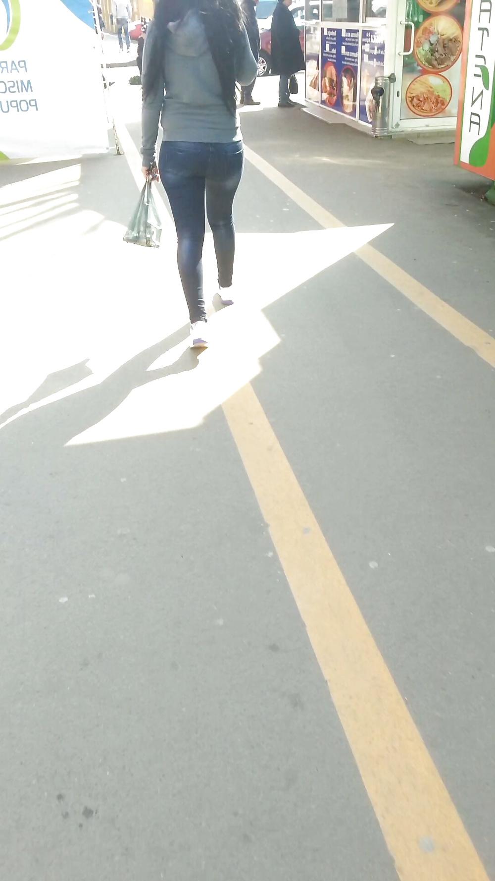 25P Sexy ass old + young romanian