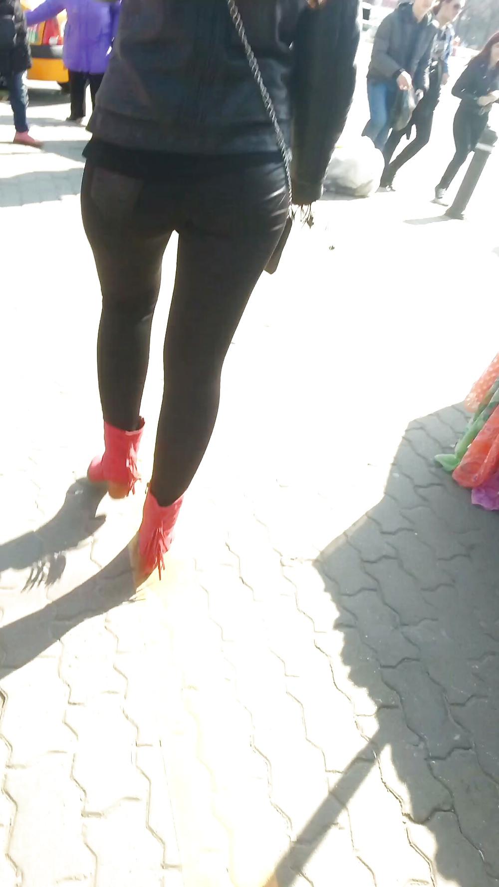 25P Sexy ass old + young romanian