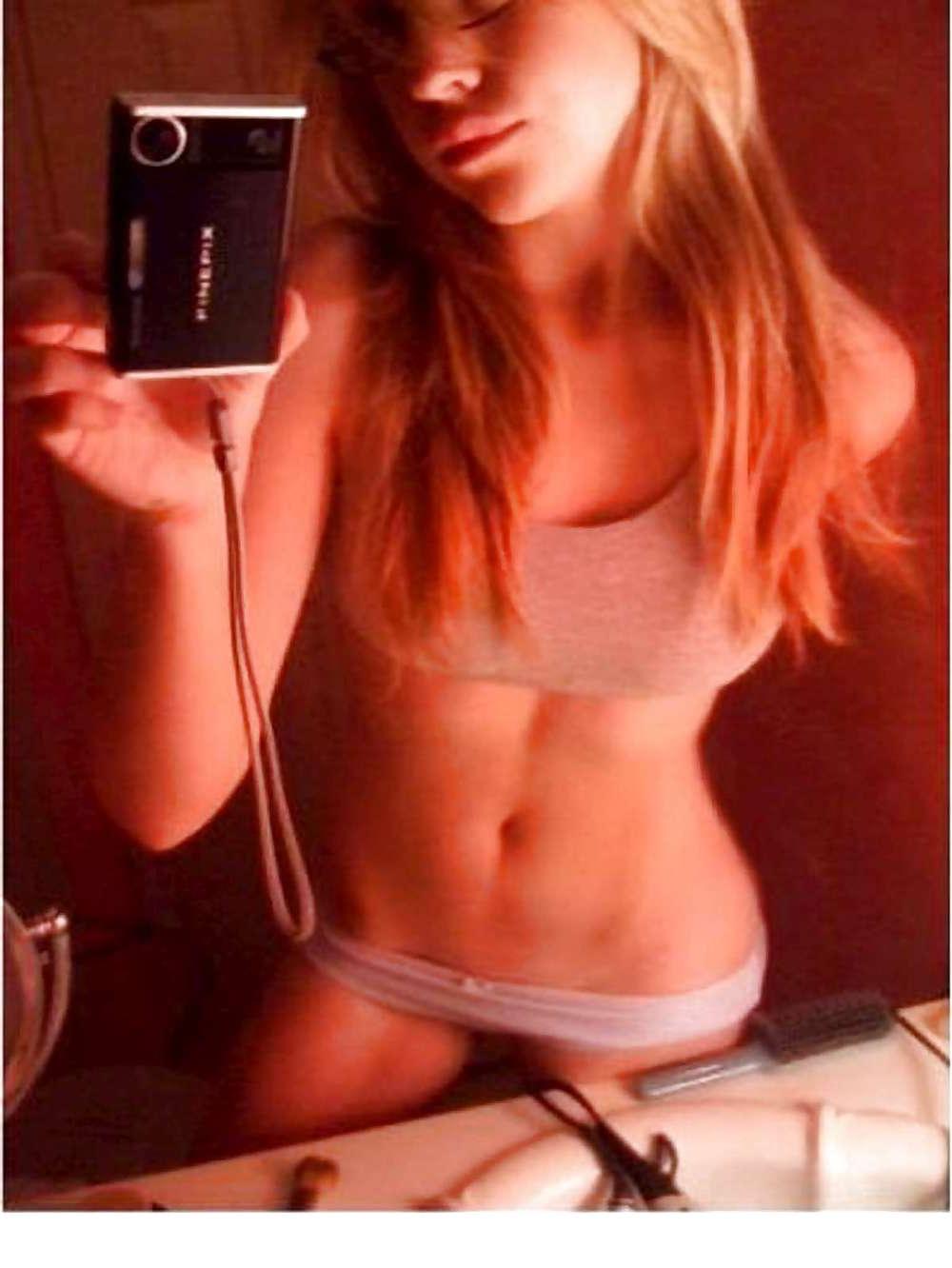 13P Add me too at justsexyhookup