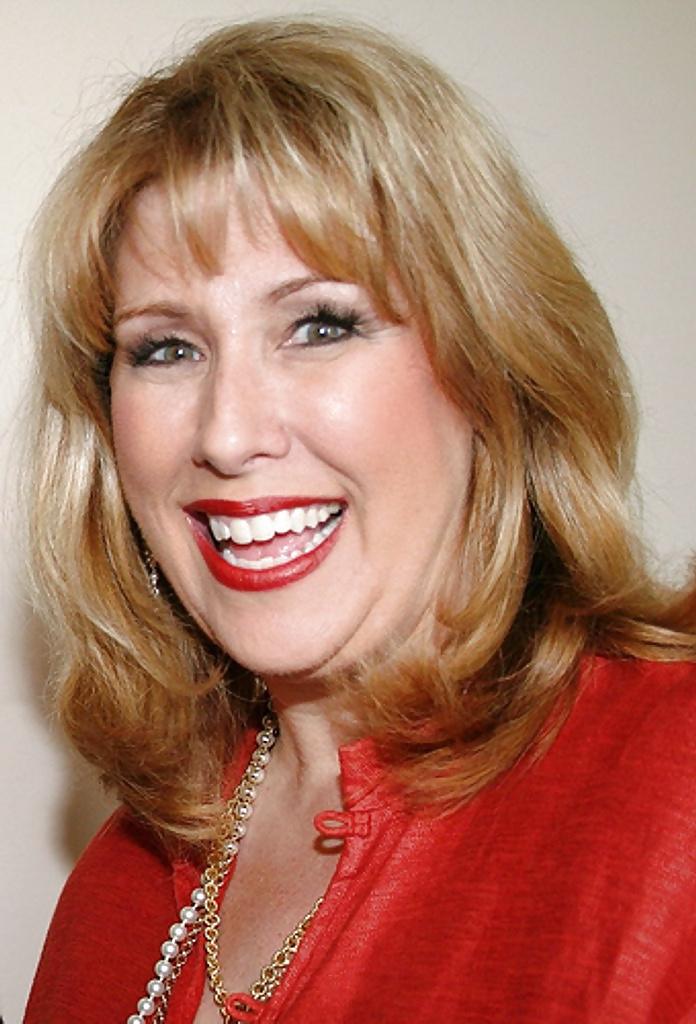 12P For Philly Guys - Who Else Jerks Off Over Sue Serio?