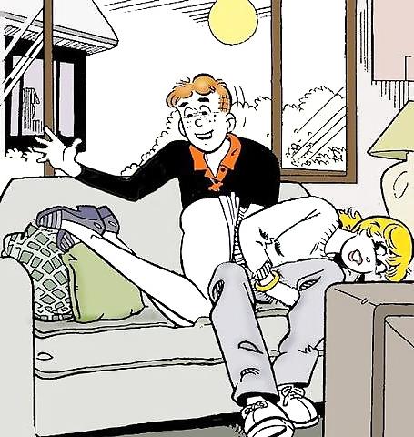 7P Betty und Veronica werden verprügelt