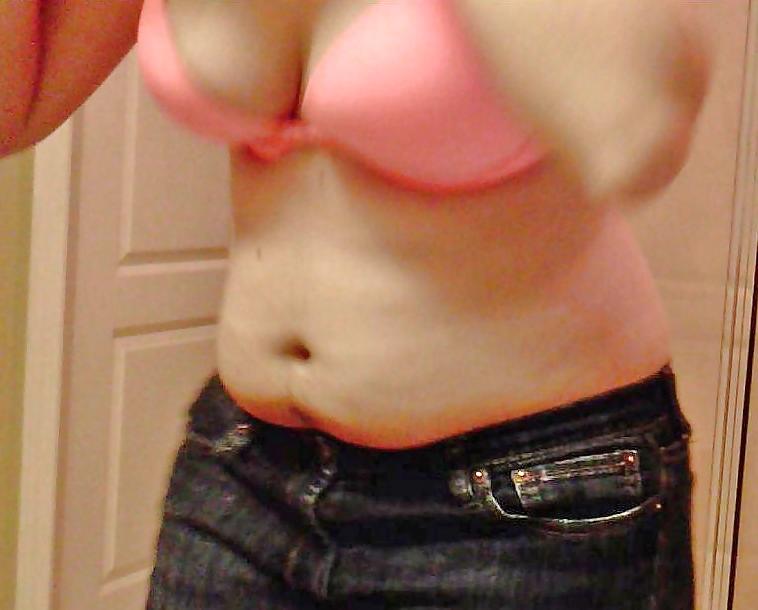 22P Brunette Wife Caught Misc. Changing