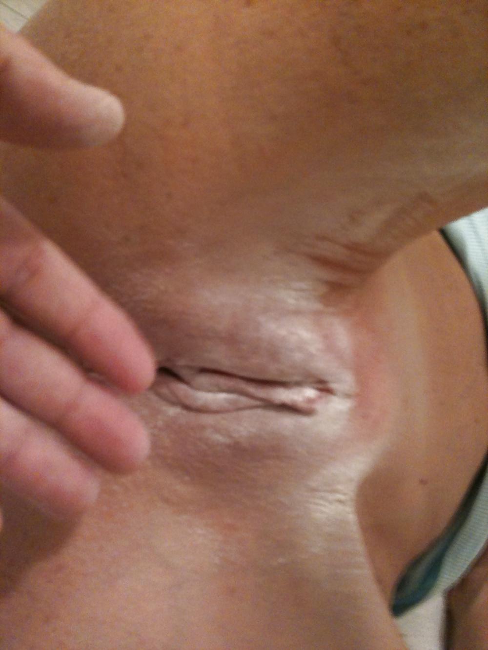 11P Sweet pussy....