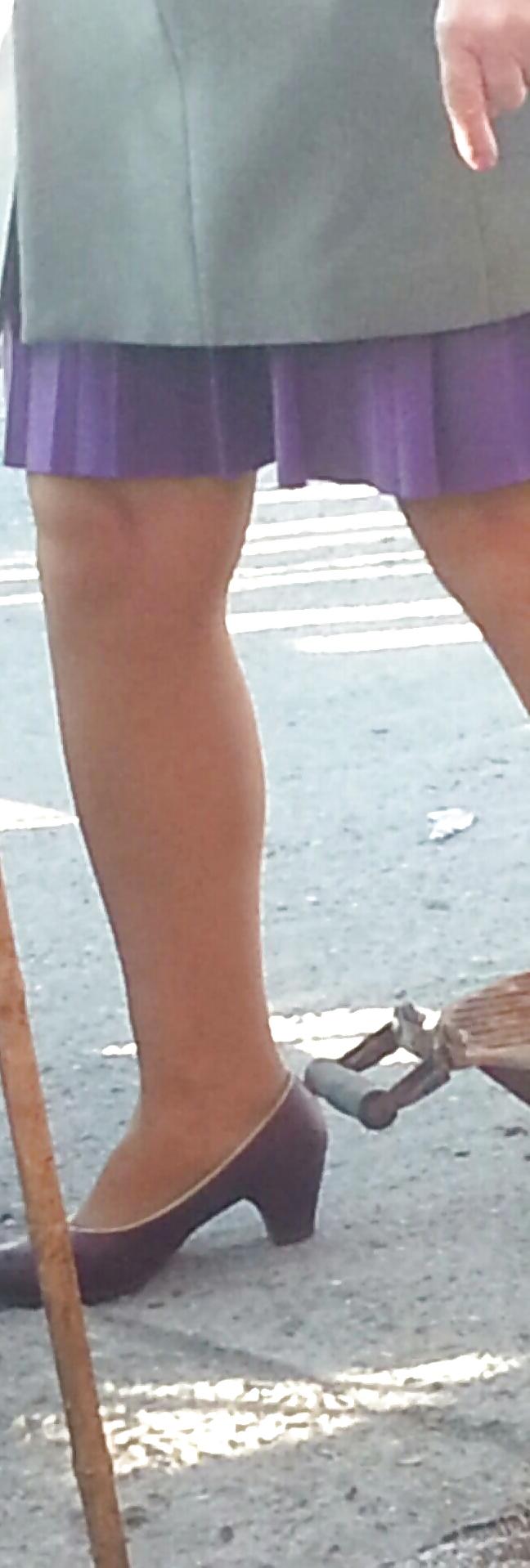 11P Hot skirt mature feet romanian