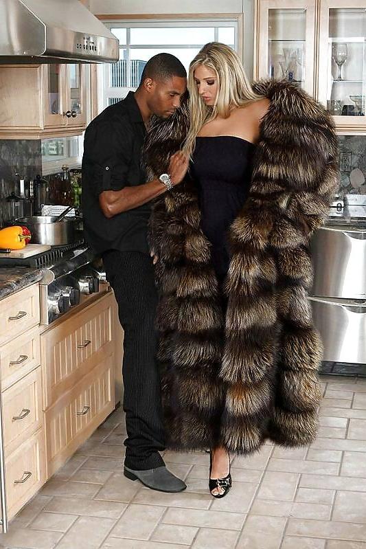 25P Fur coats