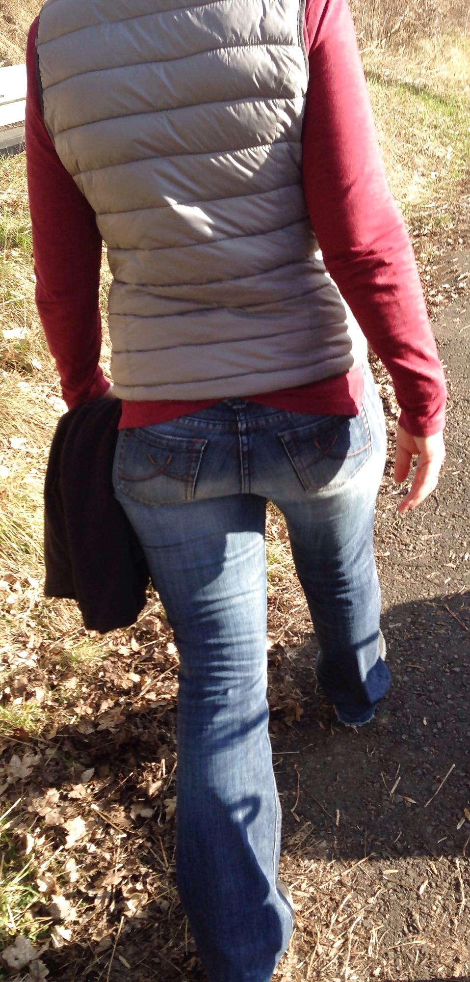 24P Mother in Law  Ass. Schwiegermutters geiler Fickarsch 