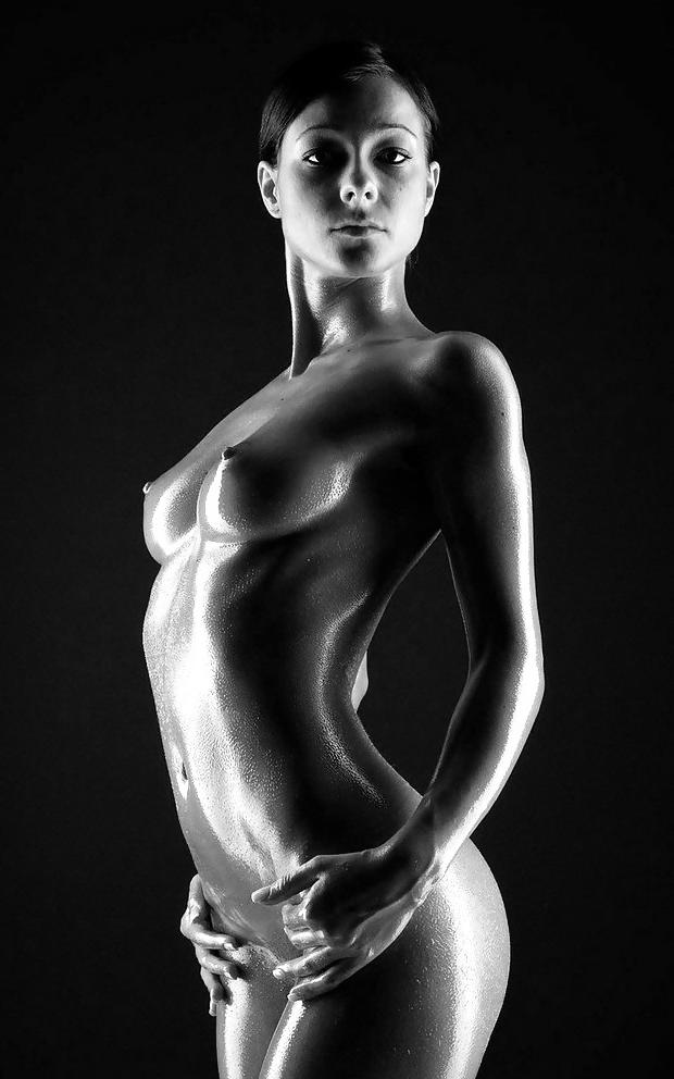 25P Pretty faces and perfect bodies 18