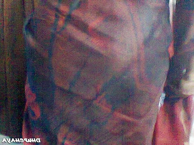 25P Andhra housewife navel boob show 5