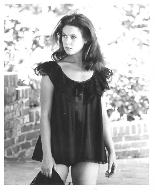 25P Let's Jerk Off Over ... Elizabeth Montgomery