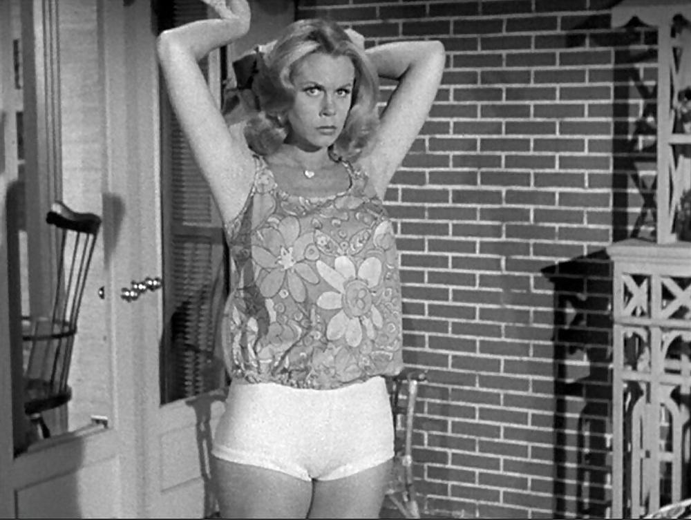 25P Let's Jerk Off Over ... Elizabeth Montgomery