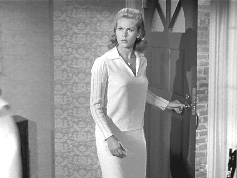 25P Let's Jerk Off Over ... Elizabeth Montgomery