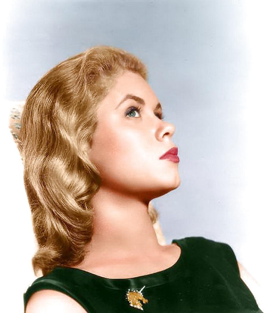 25P Let's Jerk Off Over ... Elizabeth Montgomery