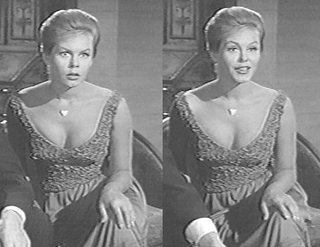 25P Let's Jerk Off Over ... Elizabeth Montgomery