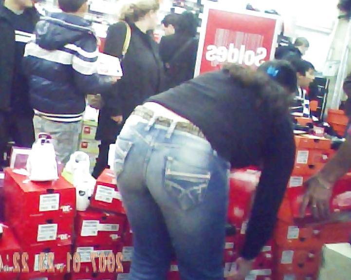 20P Shop voyeur