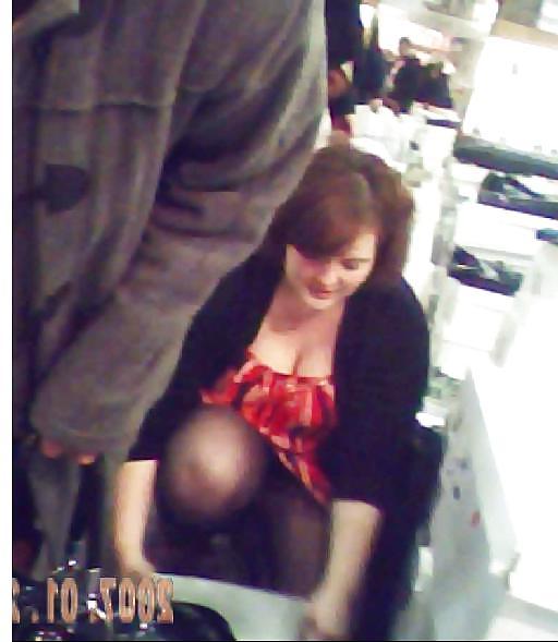20P Shop voyeur