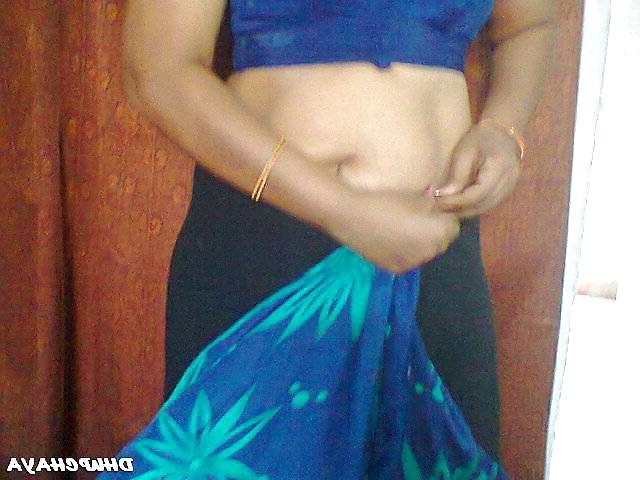 25P Andhra housewife navel boob show 12