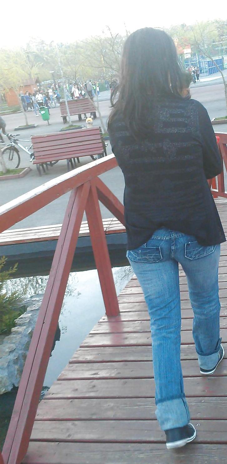21P Spy old + young parck romanian