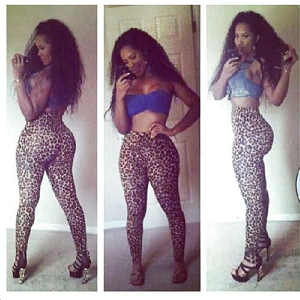 25P More asses & cameltoe