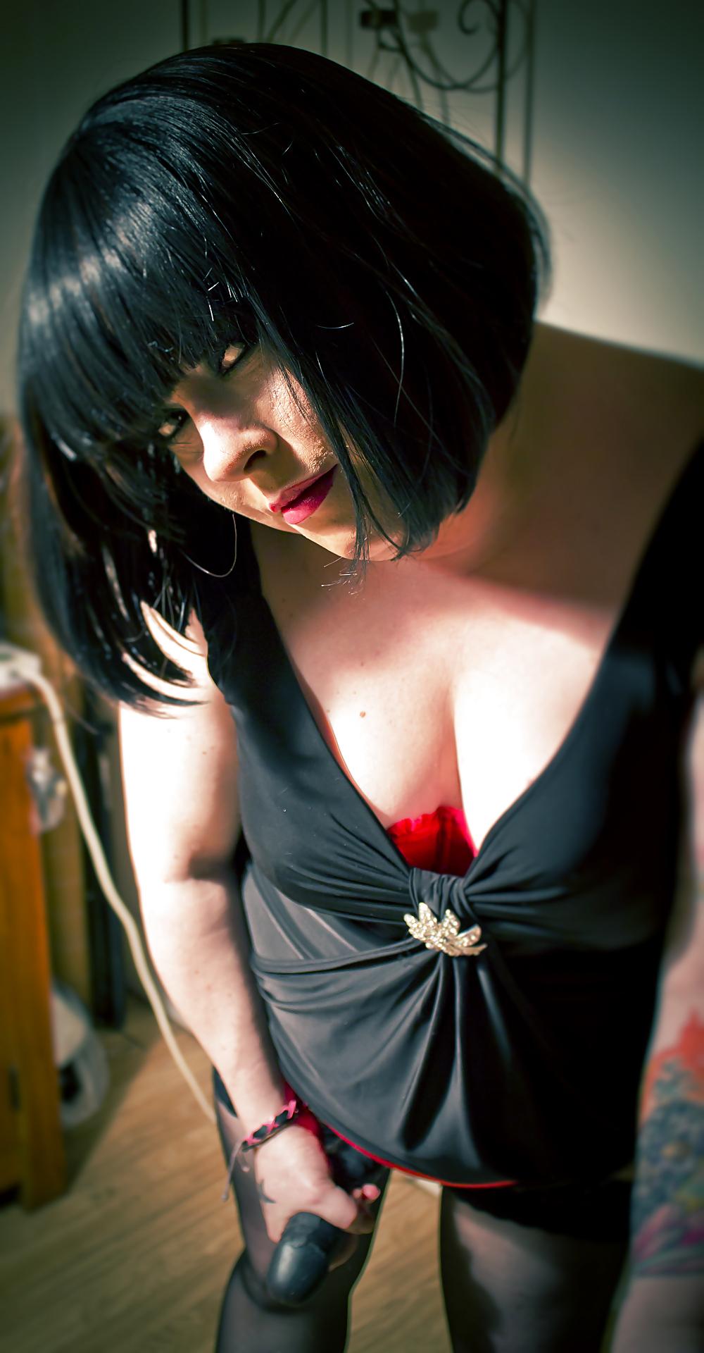 25P Tina Snua & Her Strap On - Fetish Dildo BBW Domme