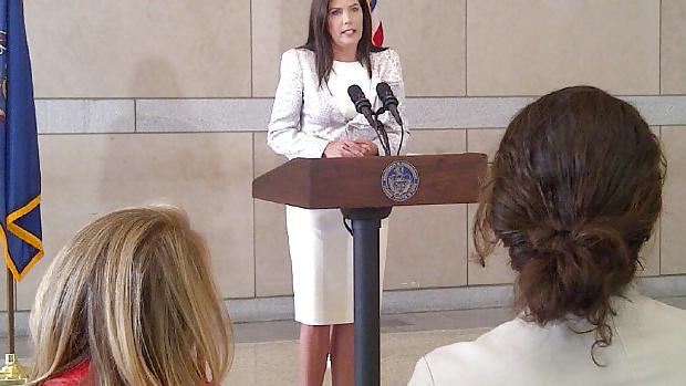 17P For Philly Guys - Who Else Jerks Off Over Kathleen Kane?