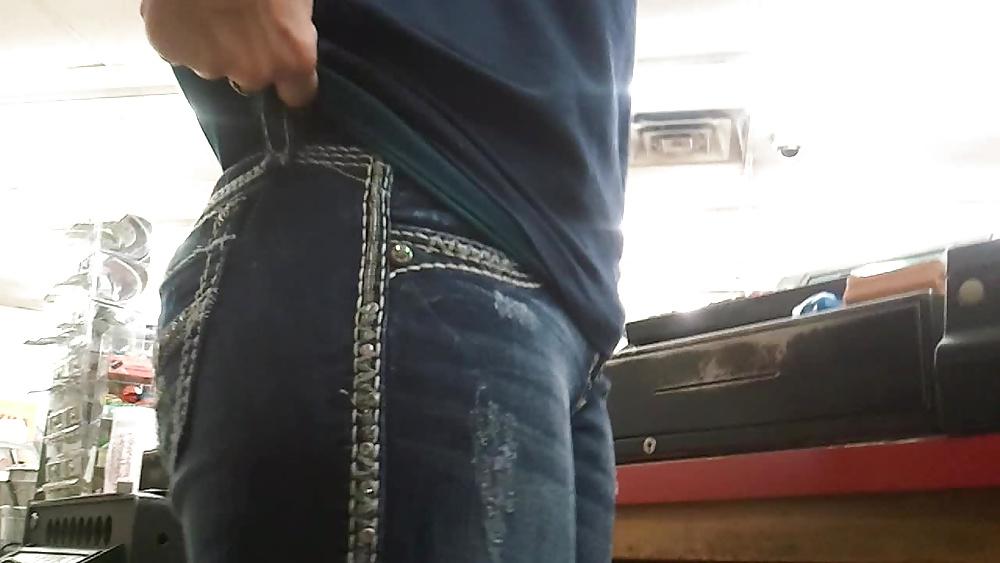 18P Candid Jeans 004