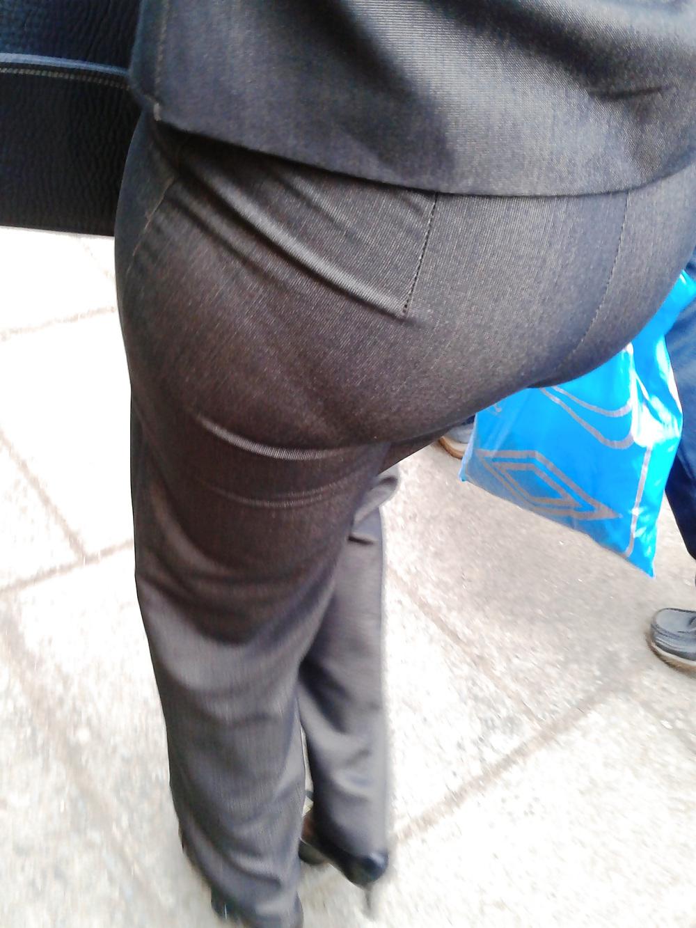 22P VPL and cute Butts